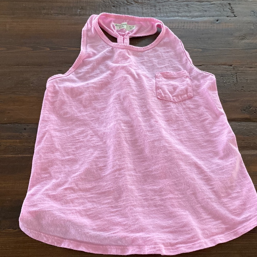 HOST PICK 🤩🤩 Abercrombie Kids GIRLS 11/12 knotted razorback tank- worn once!